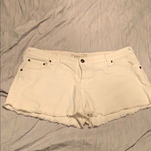 Rue21 white jean shorts